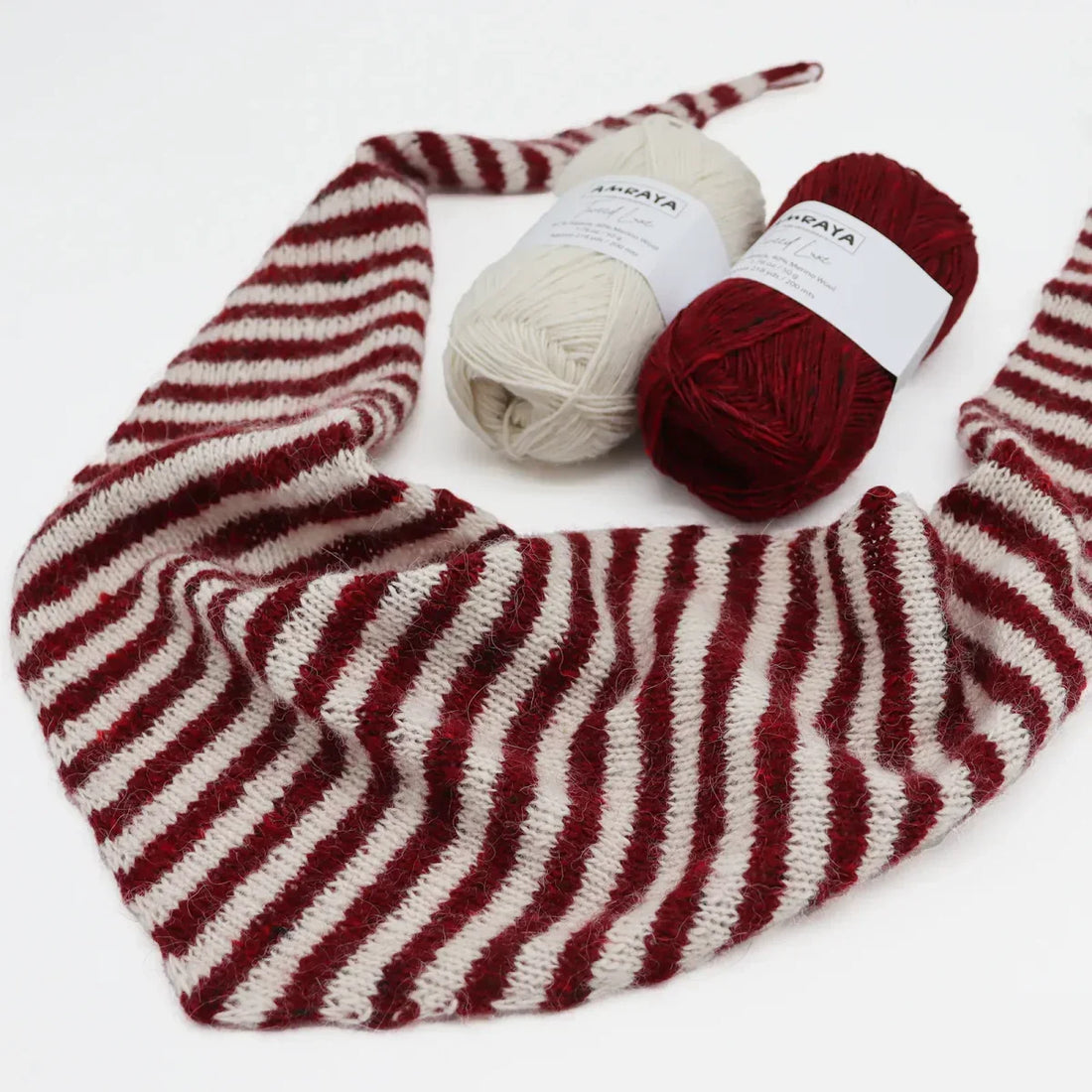 Dreieckstuch stricken – Der große Guide zu Form, Design, Größe &amp; Wolle